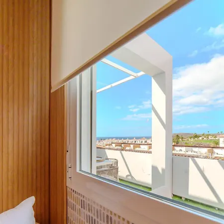 Casa Titina * 圣米格尔德阿沃纳